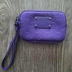 🔥SALE🔥 Michael Kors Wristlet/Camera Case